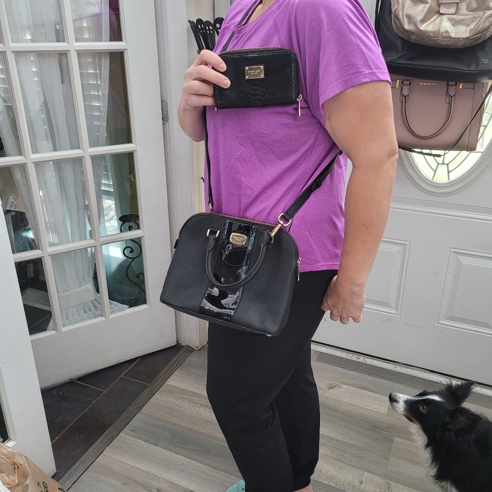 Michael Kors purse with Wallet Bundle Set - Picture 13 of 14